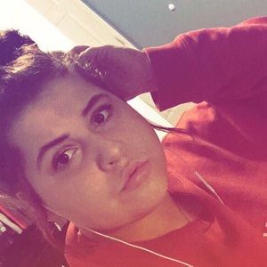 Meet your Posher, Lily